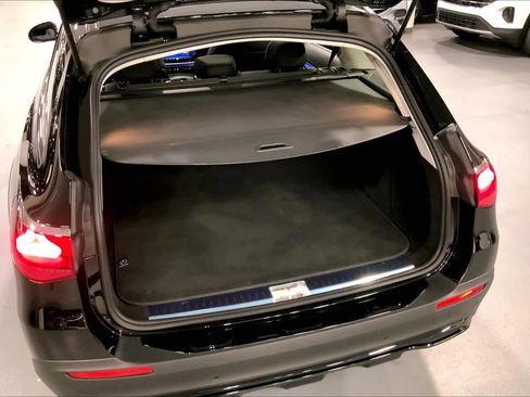 Used 2025 Mercedes-Benz E 450 4MATIC All-Terrain Wagon image 32