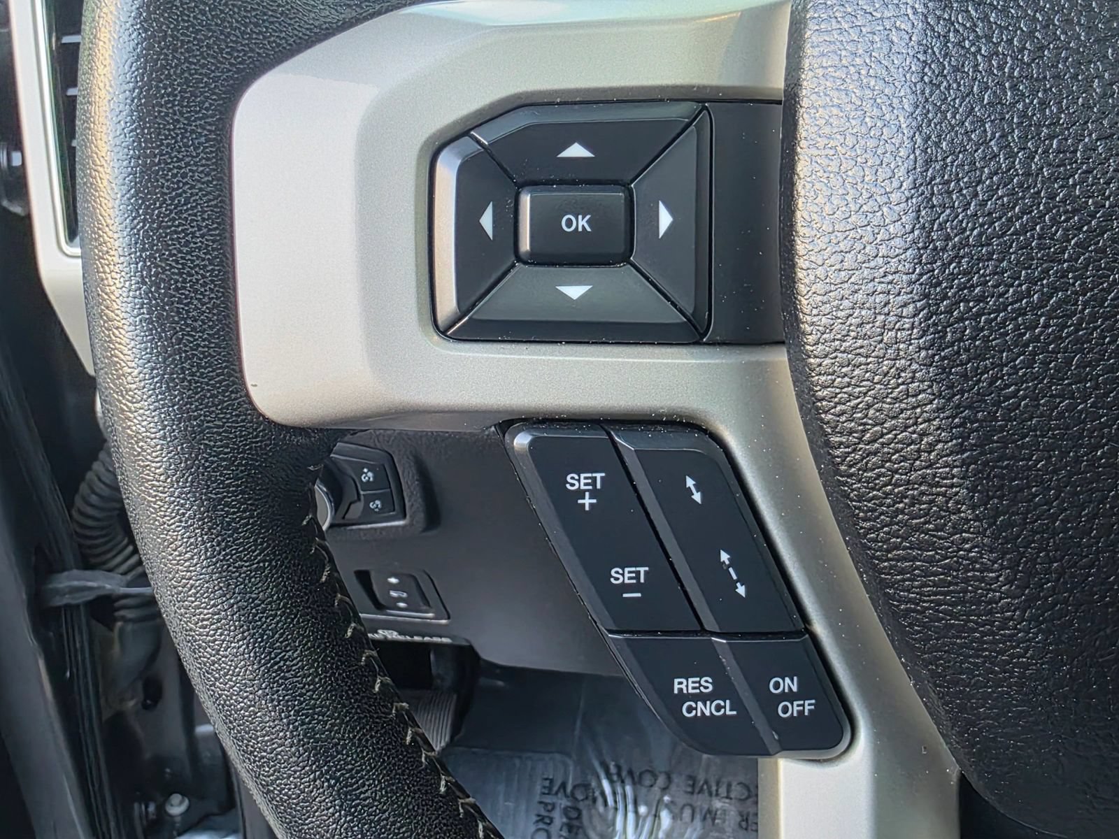Used 2021 Ford F250 Lariat AWD/4WD image 21