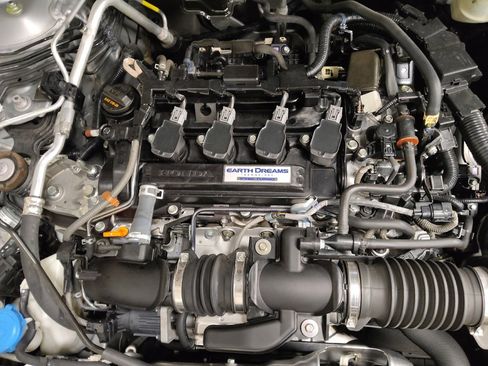 Used 2018 Honda Accord LX image 30