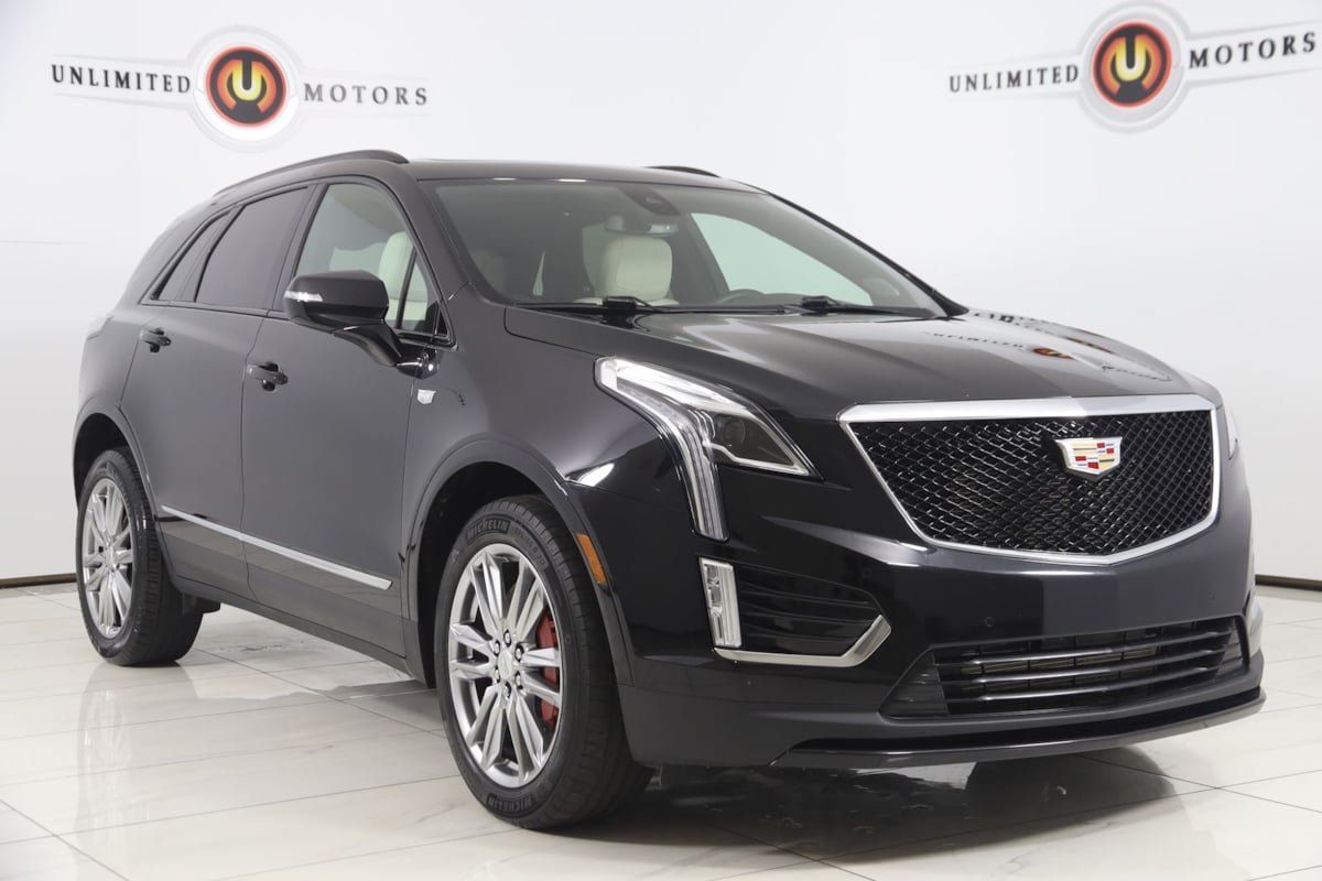 Used 2023 Cadillac XT5 Sportv w/ LPO, Floor Liner Package AWD/4WD image 23