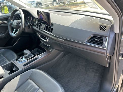 Used 2023 Audi Q5 2.0T Premium w/ Convenience Package image 43