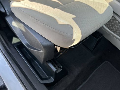 Used 2019 Ford Escape SE AWD/4WD image 14