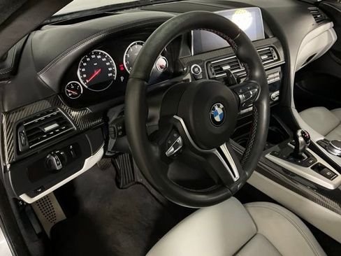 Used 2017 BMW M6 Coupe RWD image 17