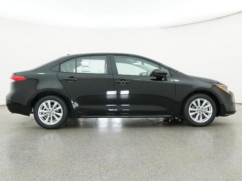 New 2026 Toyota Corolla LE image 10