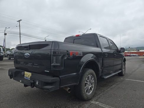 Used 2019 Ford F150 Lariat w/ FX4 Off-Road Package AWD/4WD image 3