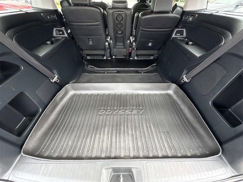 Used 2023 Honda Odyssey Elite image 19