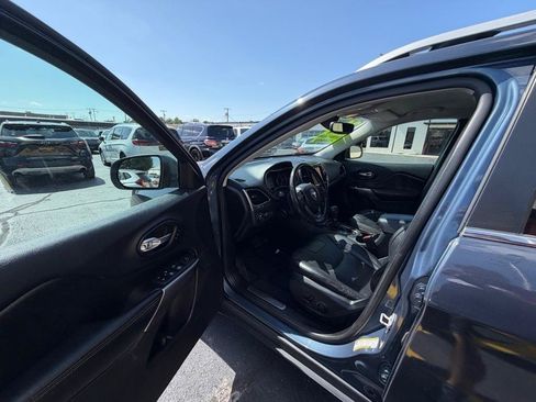 Used 2020 Jeep Cherokee Limited AWD/4WD image 24