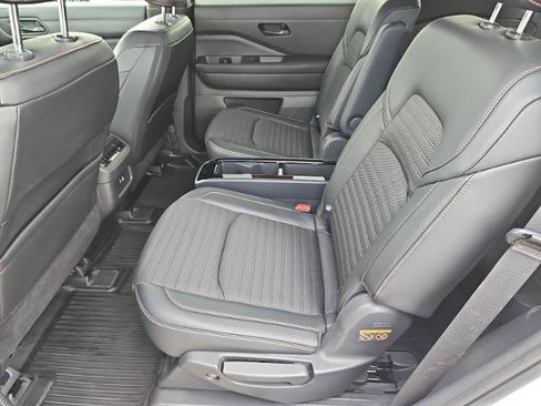 Certified 2023 Nissan Pathfinder Rock Creek AWD/4WD image 17