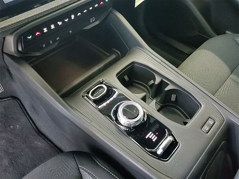 New 2026 Jeep Cherokee Laredo image 18