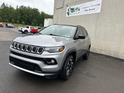 Used 2023 Jeep Compass Limited w/ Sun and Sound Group AWD/4WD image 1