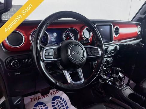 Used 2022 Jeep Gladiator Rubicon w/ Dual Top Group AWD/4WD image 9