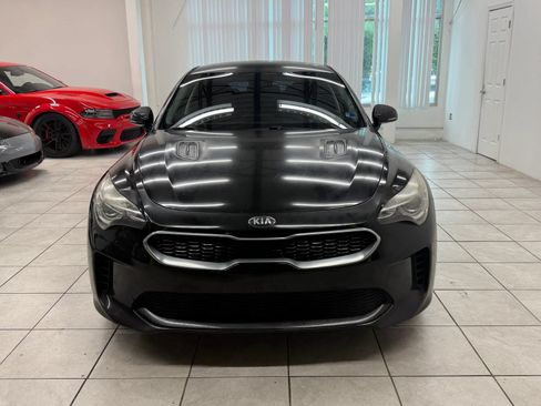 Used 2019 Kia Stinger RWD image 2