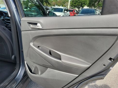 Certified 2021 Hyundai Tucson SE image 40