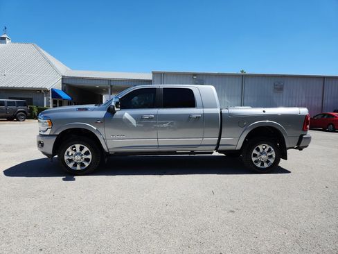 Used 2024 RAM 2500 Limited image 6