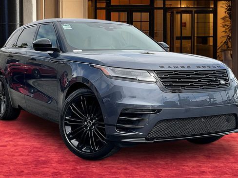 New 2026 Land Rover Range Rover Velar Dynamic SE image 18
