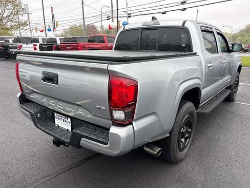 Used 2023 Toyota Tacoma SR AWD/4WD image 3