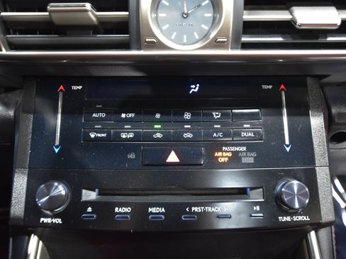 Used 2014 Lexus IS 350 AWD image 30