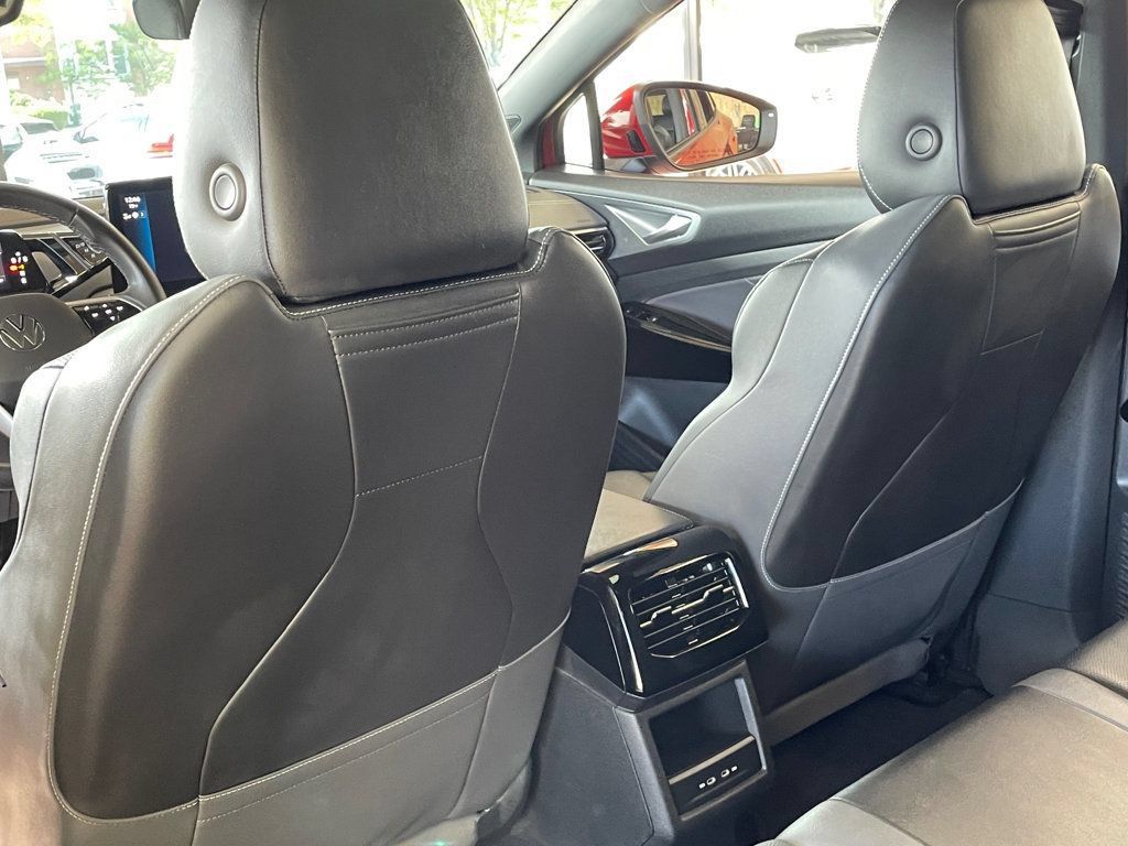 Used 2023 Volkswagen ID.4 Pro S Plus AWD/4WD image 19