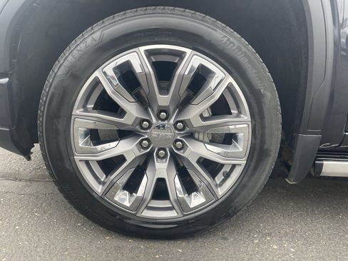 Used 2024 GMC Sierra 1500 Denali w/ Denali Reserve Package image 11