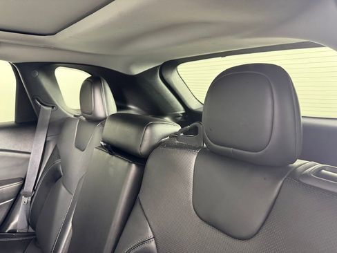 Used 2022 Jeep Cherokee Limited image 20