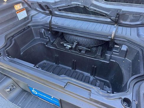 Used 2024 Honda Ridgeline Sport image 9