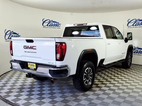 Used 2021 GMC Sierra 2500 SLE w/ SLE Convenience Package image 25