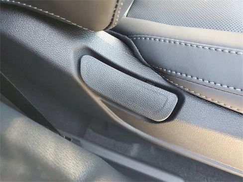 New 2025 Kia Telluride LX image 9