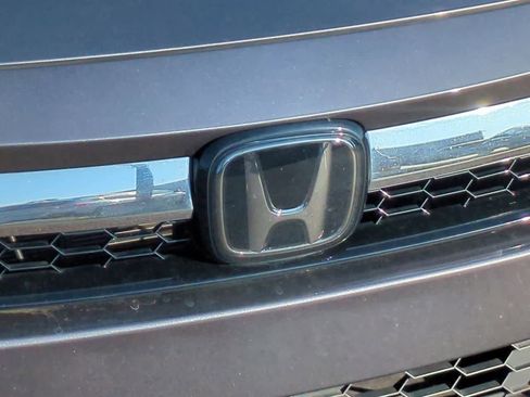 Used 2018 Honda Clarity Touring image 11