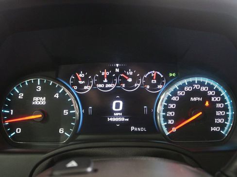 Used 2019 Chevrolet Suburban Premier w/ Max Trailering Package image 36