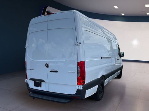 New 2025 Mercedes-Benz Sprinter 2500 image 4