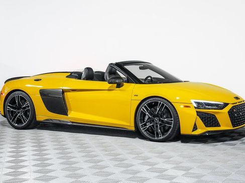 Used 2023 Audi R8 V10 performance image 11
