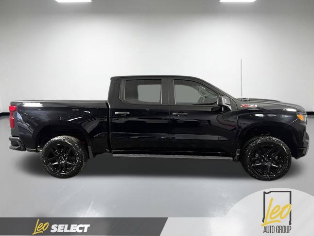 Used 2025 Chevrolet Silverado 1500 Custom Trail Boss AWD/4WD image 12