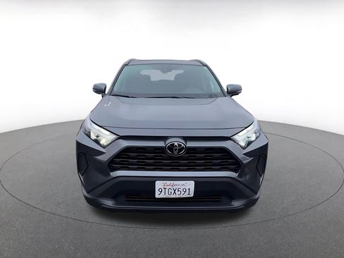 Used 2025 Toyota RAV4 XLE image 4