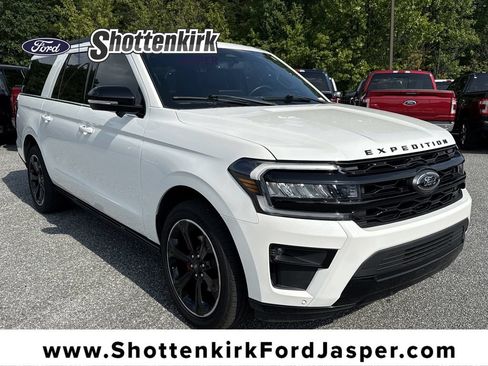 Used 2023 Ford Expedition Max Limited RWD image 1
