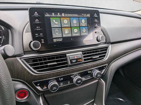 Used 2018 Honda Accord EX image 12