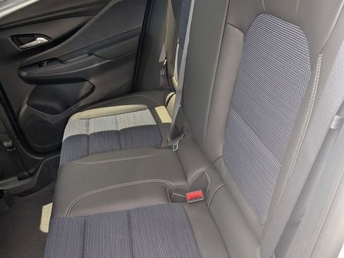 New 2025 Buick Envista Preferred image 9