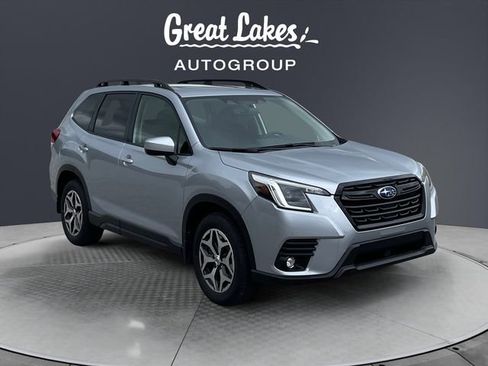 Used 2024 Subaru Forester Premium AWD/4WD image 7