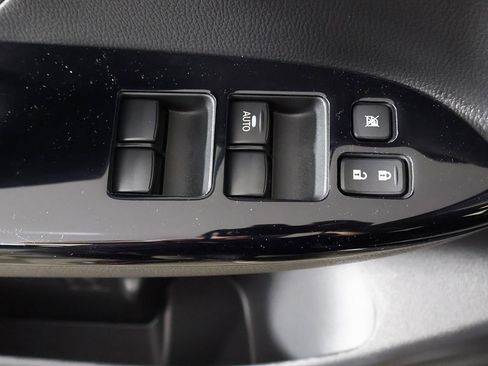 New 2026 Mitsubishi Eclipse Cross LE image 29