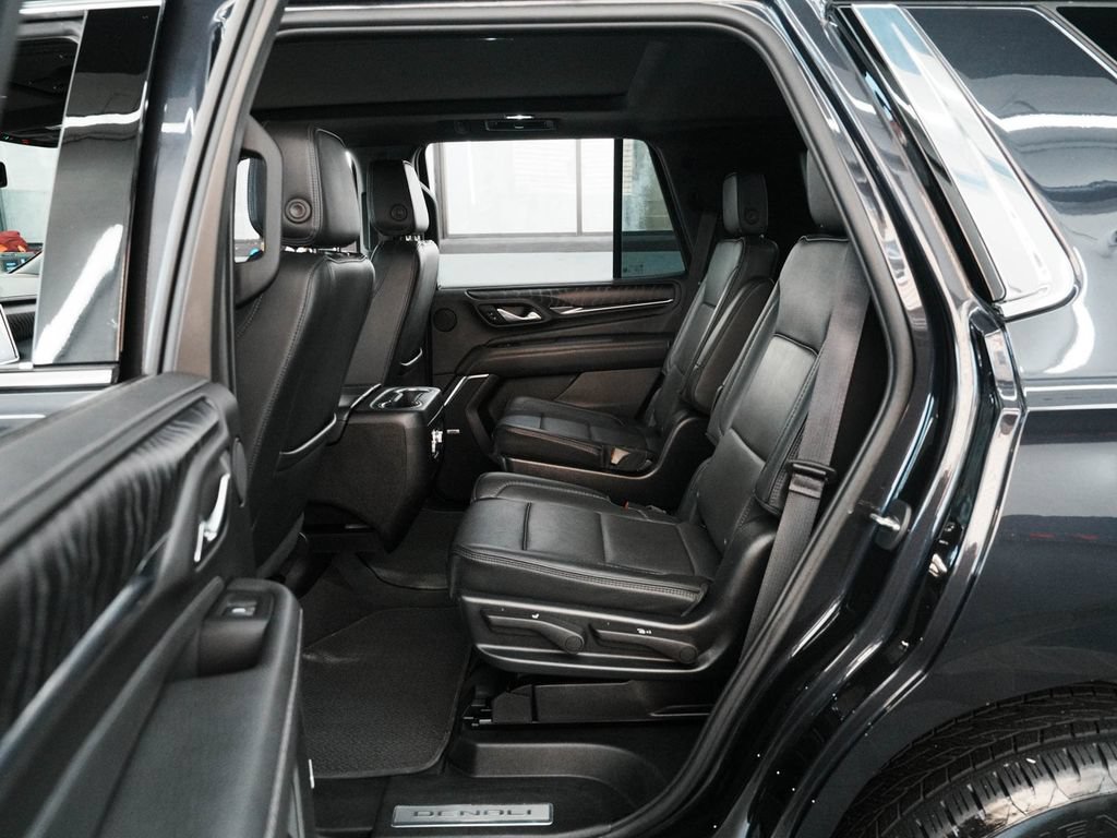 Used 2023 GMC Yukon Denali AWD/4WD image 30