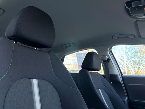 Used 2023 Hyundai Sonata SEL image 16