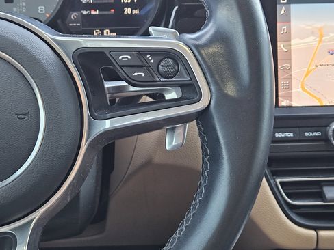 Certified 2021 Porsche Macan S image 24