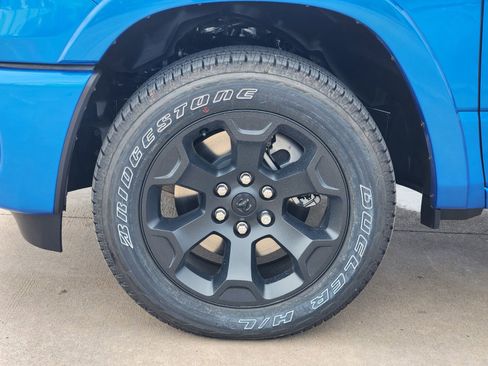 New 2026 RAM 1500 Big Horn AWD/4WD image 12