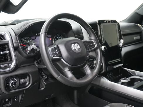 Used 2024 RAM 1500 Laramie image 9