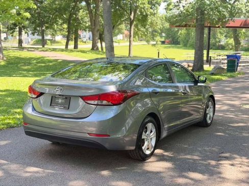 Used 2016 Hyundai Elantra Value Edition FWD image 6
