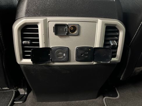 Used 2021 Ford F350 Lariat AWD/4WD image 30