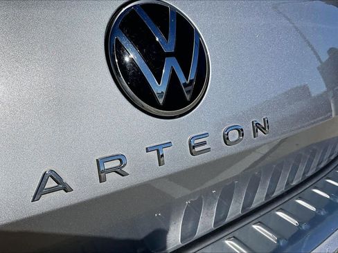 Used 2021 Volkswagen Arteon SE w/ Arteon MDO Package image 8