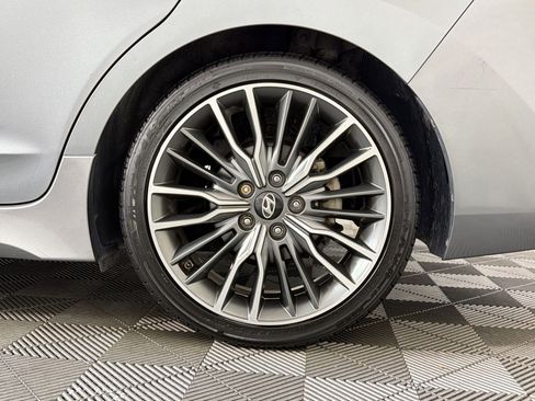 Used 2018 Hyundai Elantra Sport FWD image 10