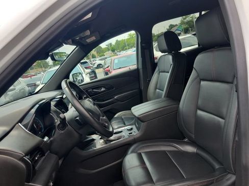 Certified 2023 Chevrolet Traverse RS AWD/4WD image 20