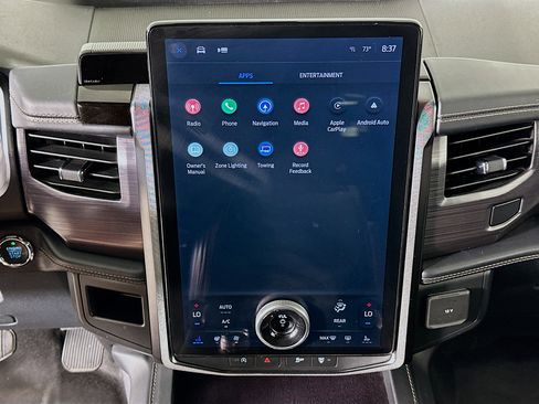 Used 2022 Ford Expedition Platinum image 24