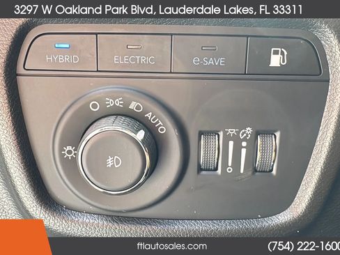 Used 2022 Jeep Grand Cherokee Summit w/ Luxury Tech Group V AWD/4WD image 64